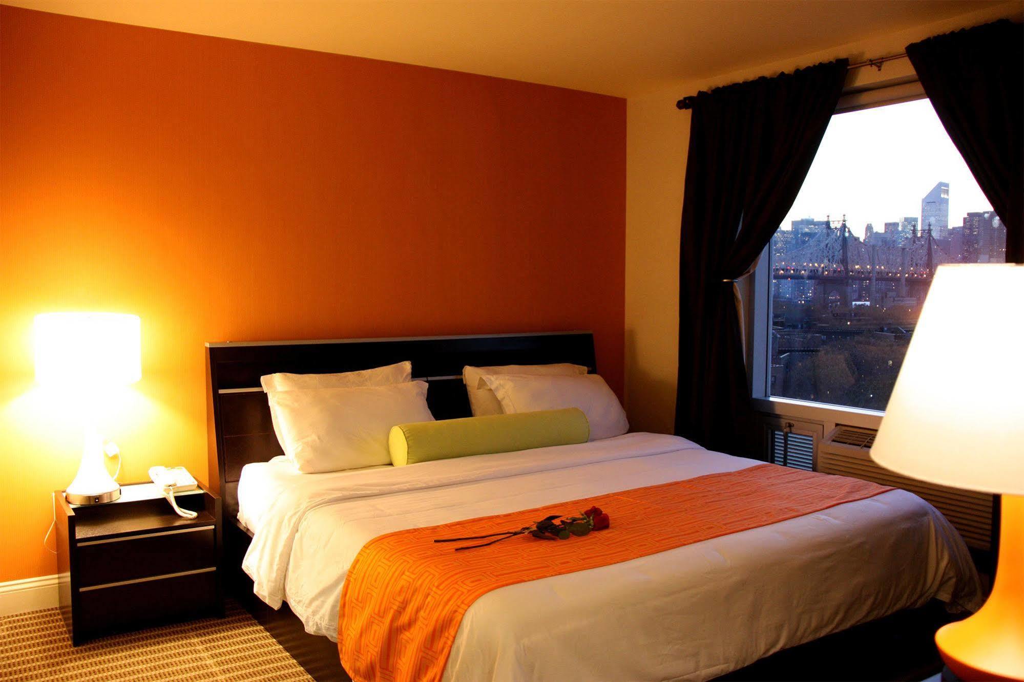 Howard Johnson By Wyndham Long Island City Ню Йорк Екстериор снимка