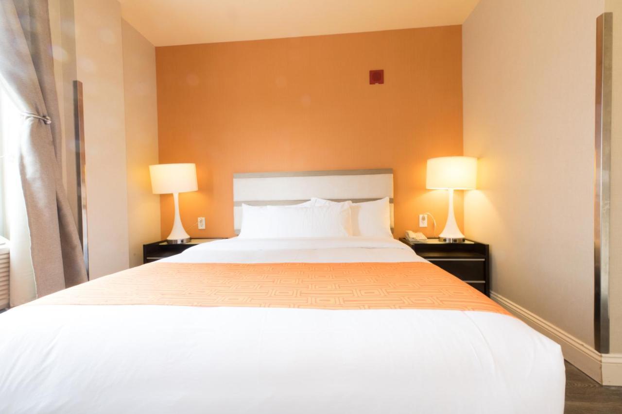 Howard Johnson By Wyndham Long Island City Ню Йорк Екстериор снимка